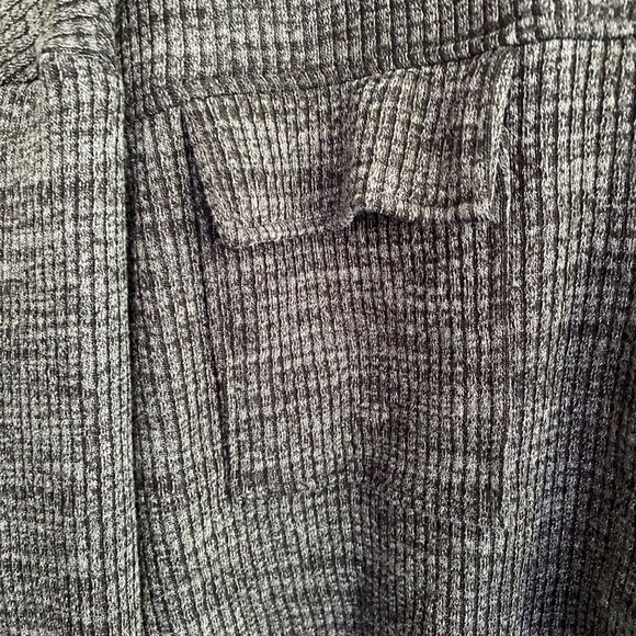 BLUE B. Women's Button Down Shirt Jacket Shacket Long Sleeve Pockets Gray Sz L - Picture 8 of 8